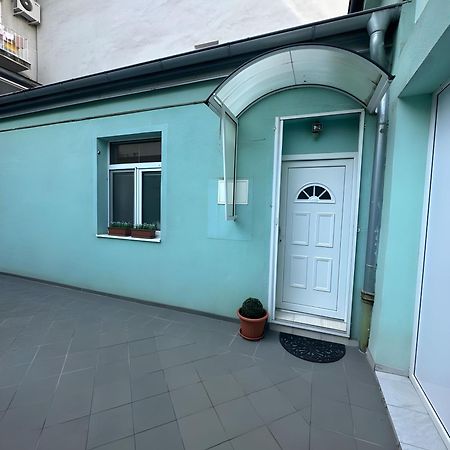 Blue Apartment In City Center, Best Location ブラチスラヴァ エクステリア 写真
