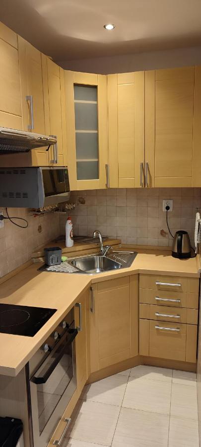 Blue Apartment In City Center, Best Location ブラチスラヴァ エクステリア 写真